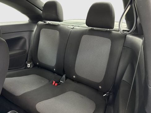 Used 2018 Volkswagen Beetle 2.0T S FWD image 36