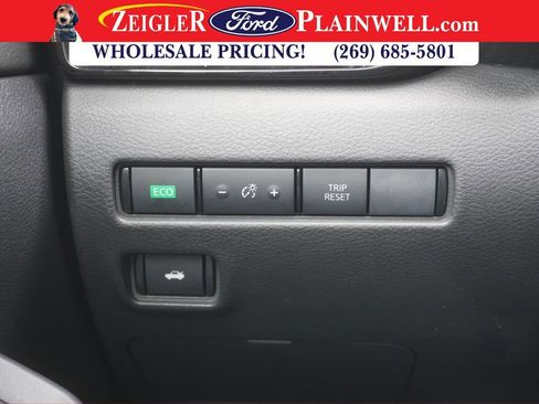 Used 2020 Nissan Sentra SV image 27