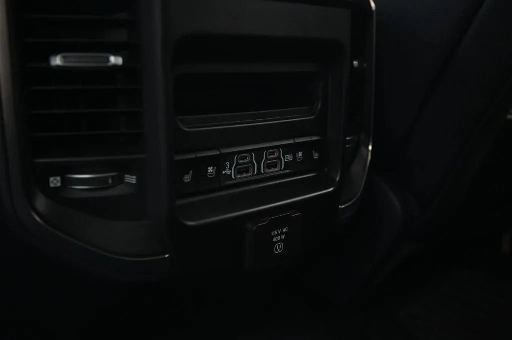 Used 2019 RAM 1500 Limited AWD/4WD image 48