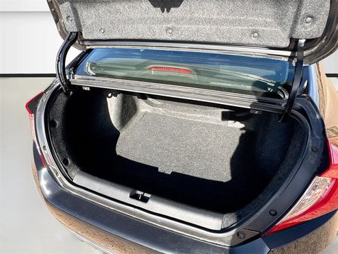 Used 2019 Honda Civic EX image 25