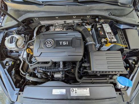 Used 2017 Volkswagen Golf SportWagen FWD image 21