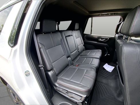 Used 2023 Chevrolet Tahoe RST AWD/4WD image 18
