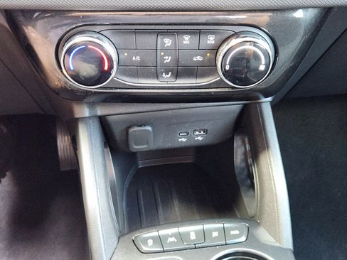 Used 2025 Chevrolet TrailBlazer LT AWD/4WD image 20