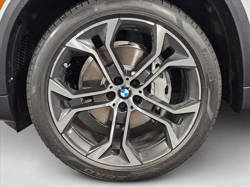 Used 2026 BMW X5 sDrive40i w/ Climate Comfort Package RWD image 16