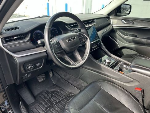 Used 2021 Jeep Grand Cherokee L Limited image 10