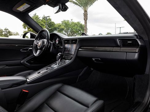 Used 2017 Porsche 911 Turbo AWD/4WD image 50