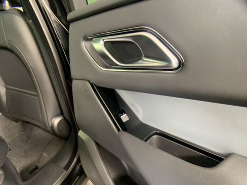 Certified 2025 Land Rover Range Rover Velar S image 31