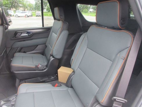 New 2026 GMC Yukon AT4 w/ AT4 Premium Plus Package AWD/4WD image 12