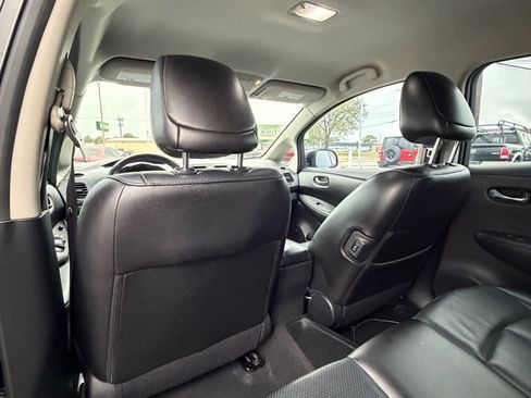 Used 2014 Nissan Leaf SL w/ Premium Package image 12