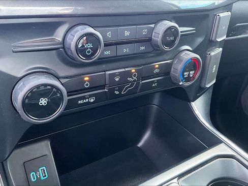 Used 2024 Ford F150 STX image 34