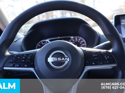 Used 2024 Nissan Sentra SV image 25