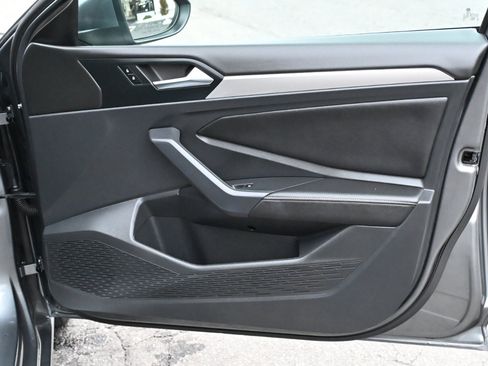 Used 2022 Volkswagen Jetta S image 27