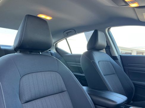 Used 2024 Nissan Altima 2.5 SV image 17