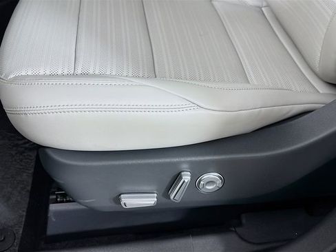 New 2026 Lincoln Nautilus Reserve w/ Jet Appearance Package AWD/4WD image 21