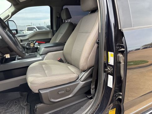 Used 2021 Ford F250 XLT w/ XLT Premium Package image 14