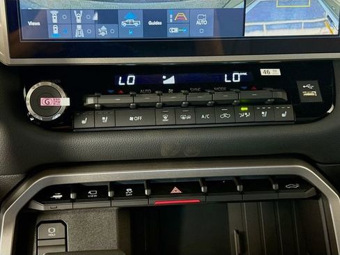 New 2026 Toyota Tundra Limited AWD/4WD image 16