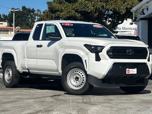 Certified 2025 Toyota Tacoma SR image 12