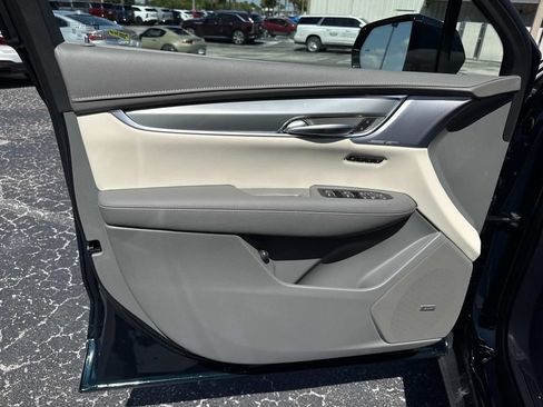New 2026 Cadillac XT5 Premium Luxury w/ Driver Assist Package FWD image 18