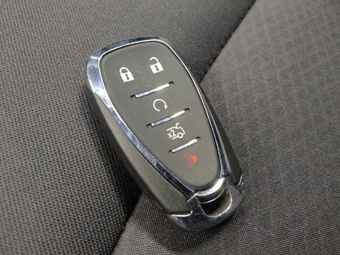 Used 2020 Chevrolet Malibu LT FWD image 32