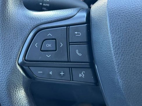 Certified 2023 Toyota Sienna LE image 39