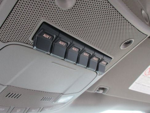 Used 2019 Ford F550 4x4 Crew Cab Super Duty image 24