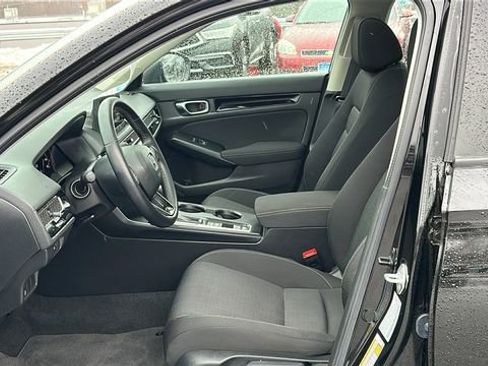 Used 2023 Honda Civic EX image 9
