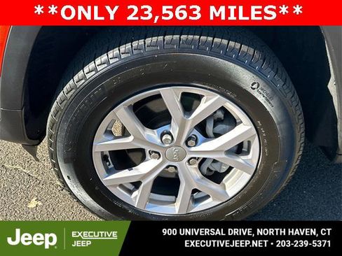 Certified 2022 Jeep Grand Cherokee Limited image 8