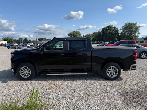 Used 2019 Chevrolet Silverado 1500 LT w/ All-Star Edition AWD/4WD image 2