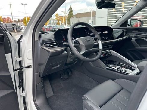 New 2025 Audi Q5 Premium Plus image 14