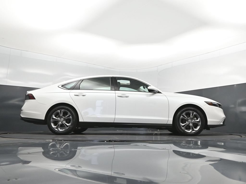 Used 2024 Honda Accord EX image 43