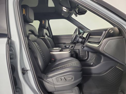 Used 2023 Rivian R1S Adventure image 24
