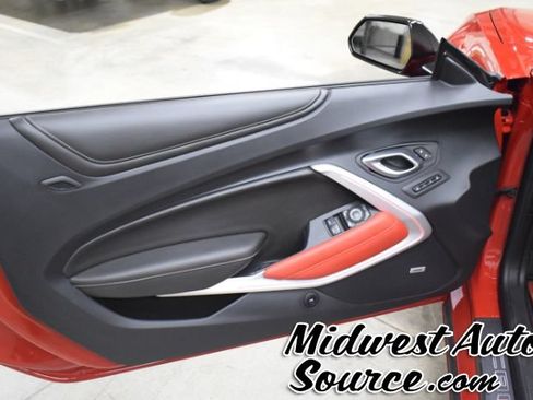 Used 2022 Chevrolet Camaro SS RWD image 12