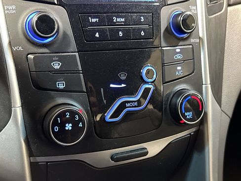 Used 2013 Hyundai Sonata GLS w/ Popular Equipment Pkg FWD image 15