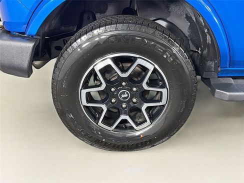 Used 2022 Ford Bronco Outer Banks AWD/4WD image 35