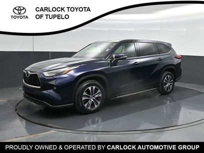 Used 2022 Toyota Highlander XLE