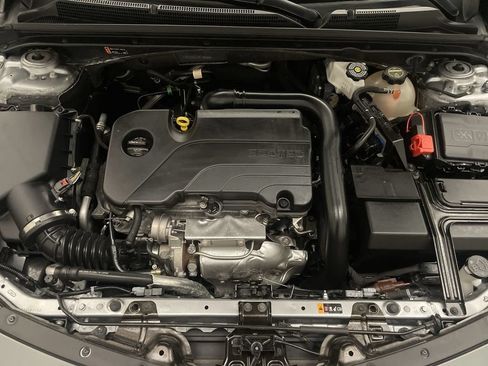 Used 2024 Chevrolet Malibu LT FWD image 22
