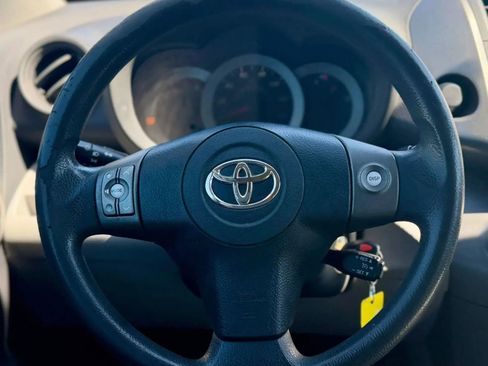 Used 2012 Toyota RAV4 FWD w/ Value Pkg image 17