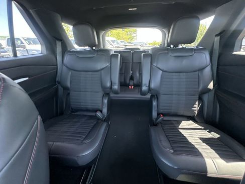 New 2026 Ford Explorer ST-Line AWD/4WD image 13