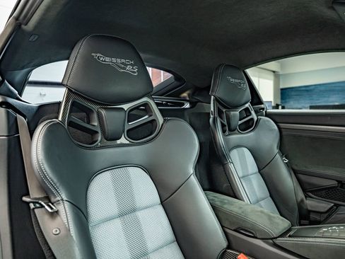 Certified 2024 Porsche 718 Cayman GT4 RS RWD image 59