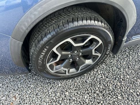 Used 2013 Subaru Crosstrek 2.0i Limited image 3