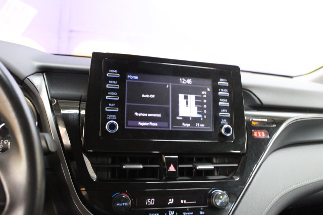 Used 2021 Toyota Camry SE FWD image 18