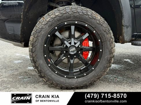 Used 2024 Chevrolet Silverado 1500 ZR2 w/ Technology Package AWD/4WD image 34