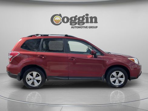Used 2016 Subaru Forester 2.5i Premium image 8