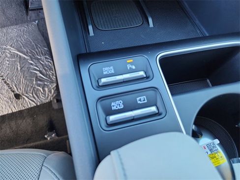 New 2025 Hyundai Sonata Limited image 19