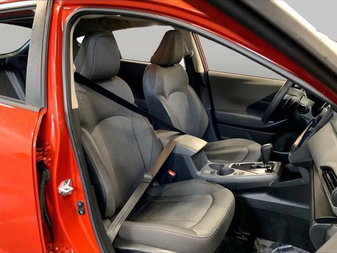 Certified 2024 Subaru Crosstrek 2.0i Premium AWD/4WD image 7