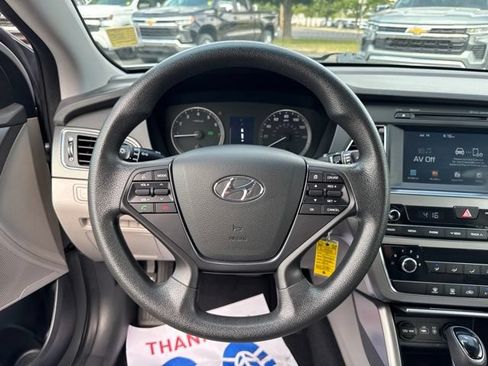 Used 2017 Hyundai Sonata Sport w/ Cargo Package FWD image 16