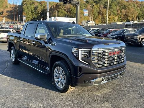 New 2026 GMC Sierra 1500 Denali w/ Technology Package image 4