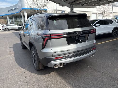 New 2026 Chevrolet Traverse Z71 w/ Driver Confidence Package AWD/4WD image 14