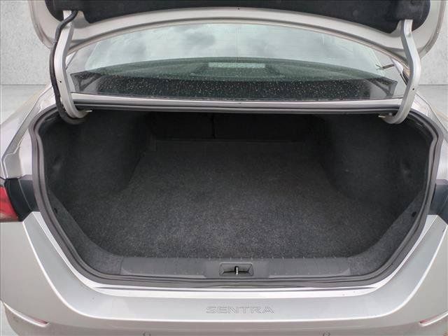Used 2021 Nissan Sentra SV FWD image 6