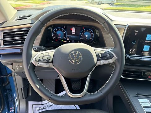 New 2026 Volkswagen Atlas SE image 28